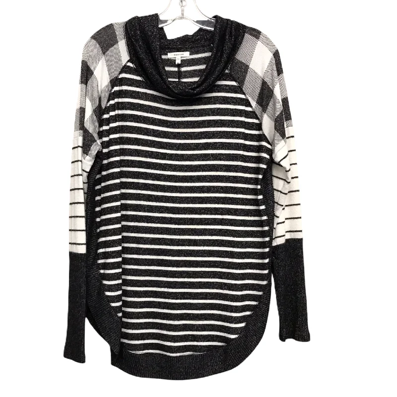 women's tops for those who want to stay warm and stylish during colder weatherTop Long Sleeve By Maurices In Black & White, Size: M