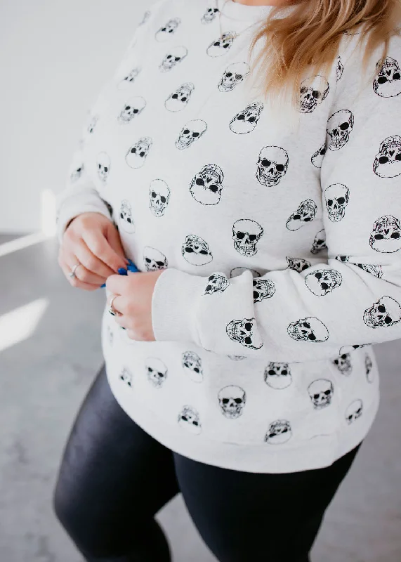 women's tops for fashion-conscious professionalsSkull Print Sweatshirt