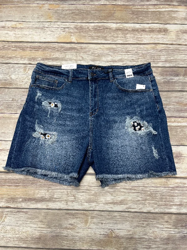 women's chic shortsShorts By Judy Blue In Blue Denim, Size: 3x