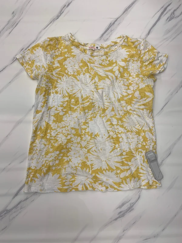 women's tops for those who want to stay warm and stylish during colder weatherTop Short Sleeve By Sundry In Yellow, Size: S