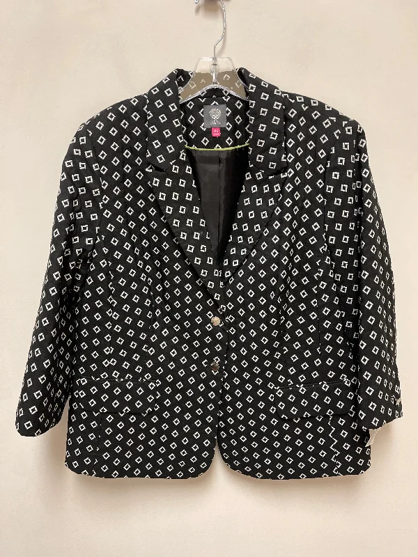 women's coats with lace detailingBlazer By Vince Camuto In Black & White, Size: 1x