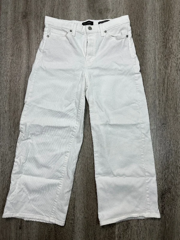 women's denim jeans with button-fly closureJeans Wide Leg By Banana Republic In White Denim, Size: 4