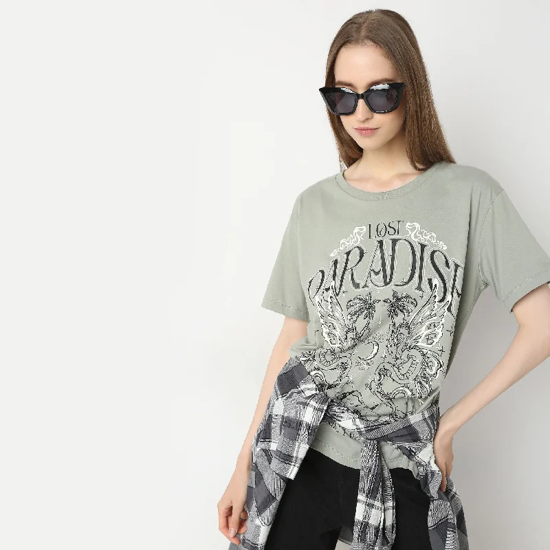 women's tops for fashion-forward individualsOversize Graphic T-Shirt