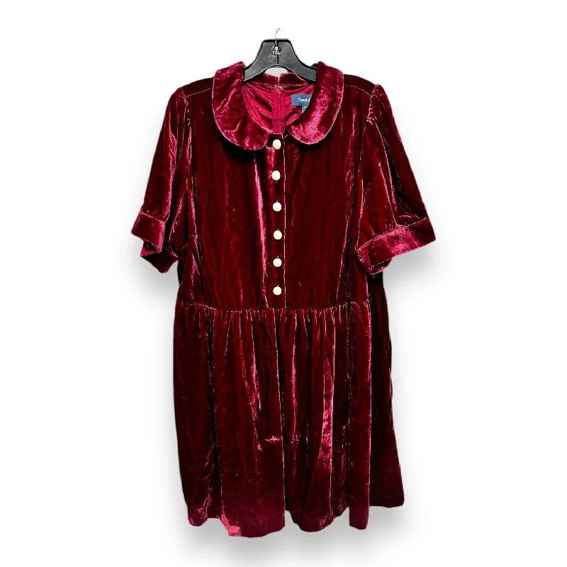 women's tops for those who value both quality and affordabilityTunic Short Sleeve By Modcloth In Maroon, Size: 18